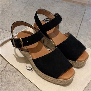 Black Espadrille Wedge Sandals - Women's Open Toe Ankle Strap